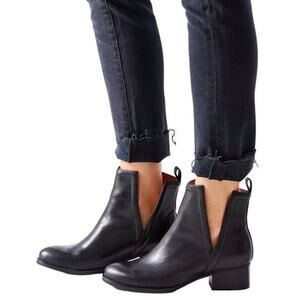 Jeffrey Campbell Oriley Cutout Ankle Boot Size 6.5